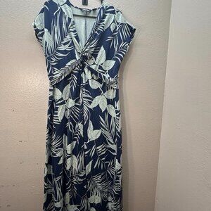 Lands End Maxi Dress Tropical Floral Leaves V Neck Hawaiian Vacation